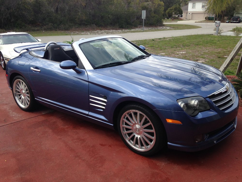 Illustration for article titled At $12,999, Could You Get Caught In This 2005 Chrysler Crossfire SRT-6?